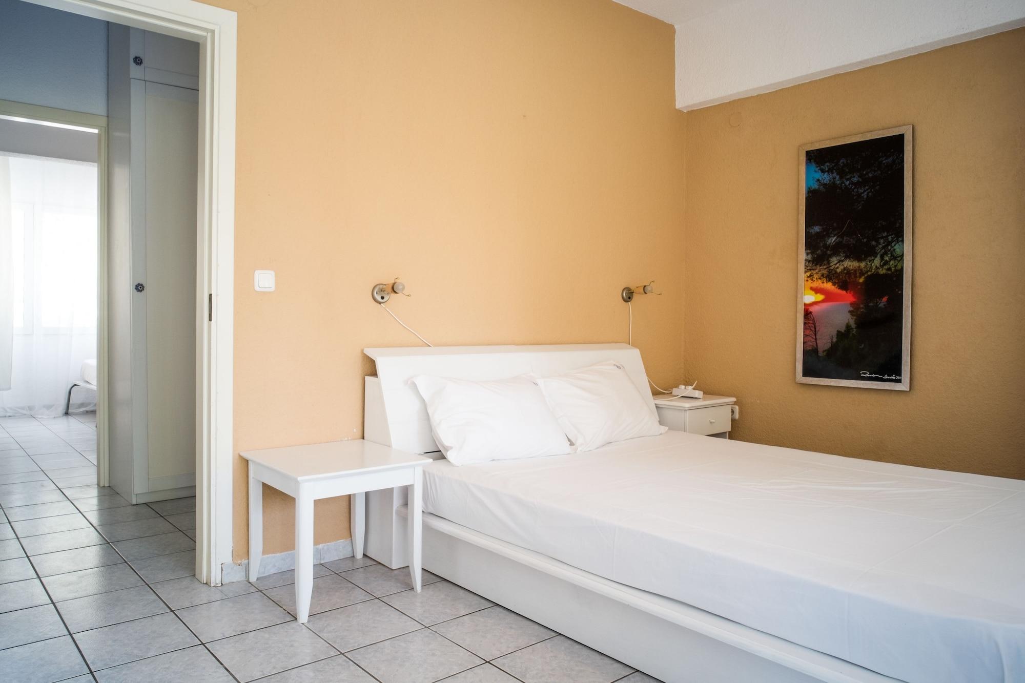 Dryades Hotel Siviri Exteriér fotografie