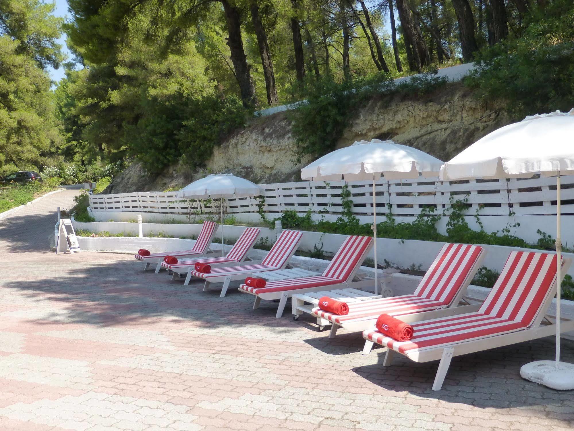 Dryades Hotel Siviri Exteriér fotografie